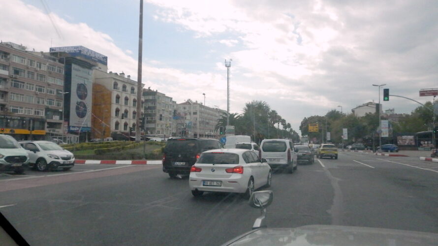 トルコ８～ランナバウトのカオス