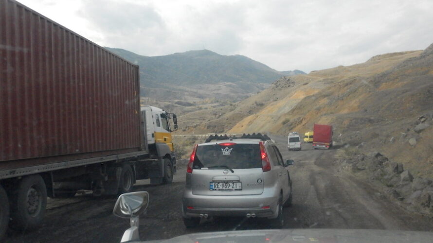 アルメニア８～ぱーも転ぶ 連続国境越え