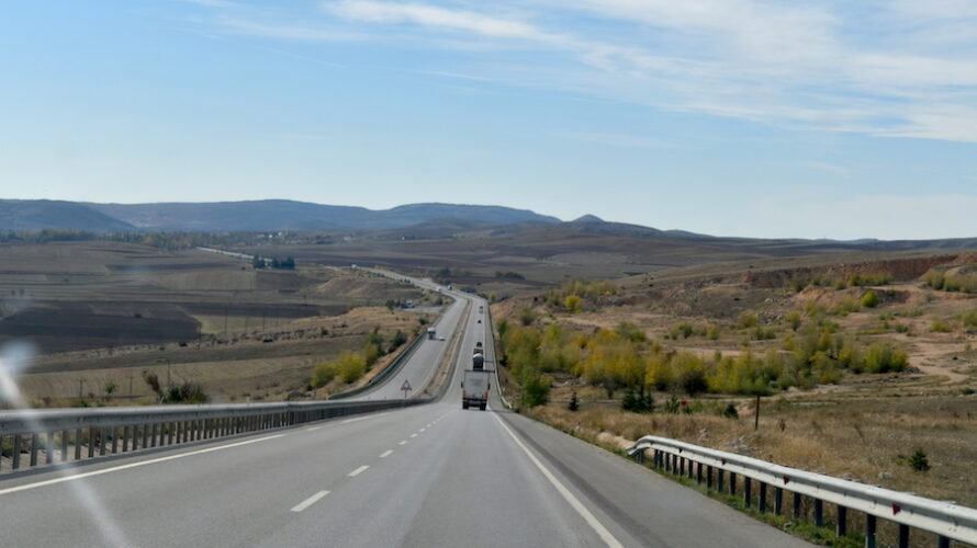 トルコ３１～ガソスタと酒屋がトモダチです。