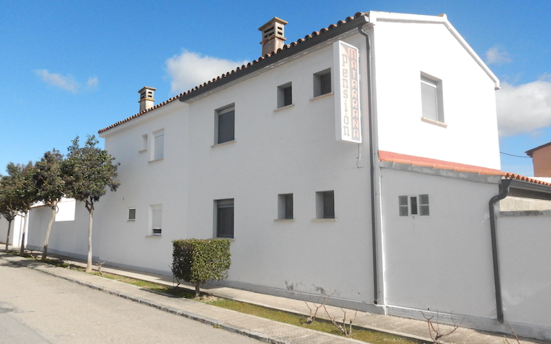 Pensión Matarraña（ファヨン）
